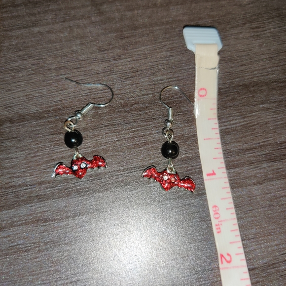 Goth Halloween Bat Dangle drop charm earrings Punk Emo Witch - Picture 2 of 3